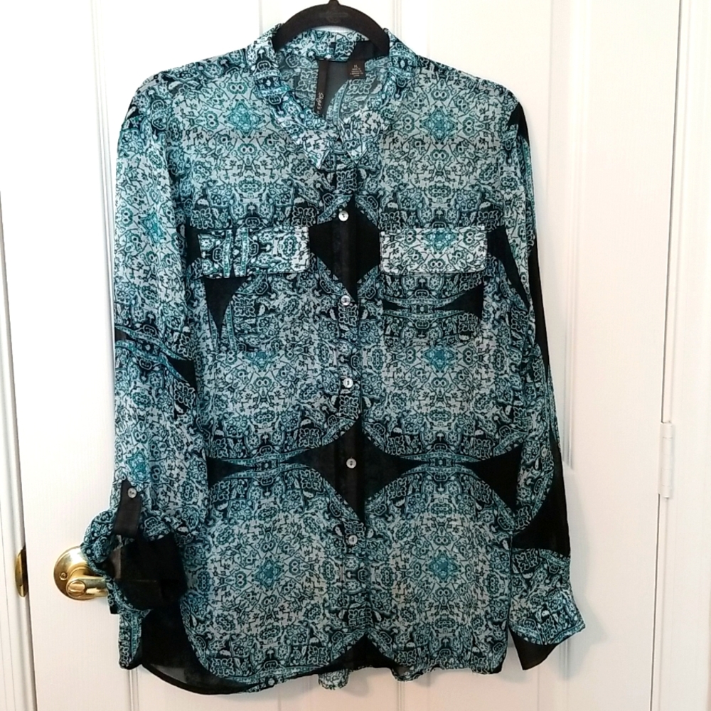Skye's the limit women's top size xl